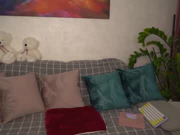 girl
        sweety_rinushka_ cam image #4132777