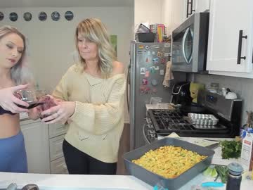 girl
        avapheonix cam image #292763