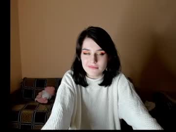 girl
        lightforwhale cam image #566922