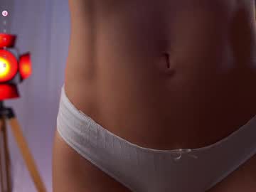 girl
        lucie_beltran cam image #6284032