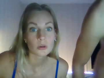 couple
        melanie_rosex cam image #730577
