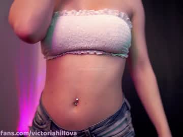 girl
        victoriahillova cam image #5914875
