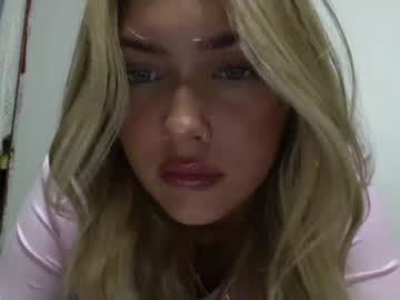 girl
        tattedblondiezoe cam image #3488670