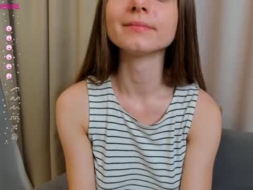 girl
        catherinevelez cam image #1316906