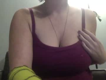 girl
        queenannelace cam image #207112