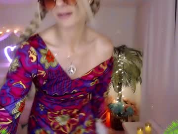girl
        amyvalentine cam image #5177061
