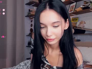 girl
        riskyproject cam image #4899980