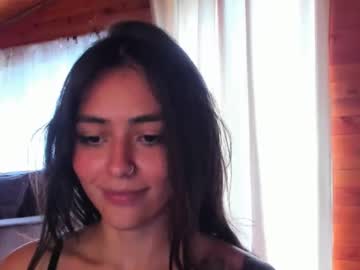 girl
        artgea cam image #6160850