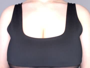 girl
        annamooree cam image #1366039