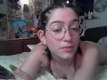 girl
        tatumwest cam image #6764597