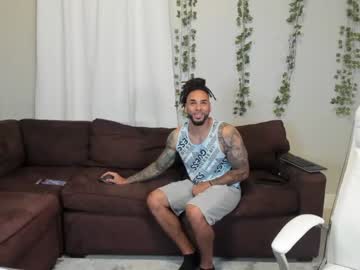 couple
        mrjacksonsplayroom cam image #1414728