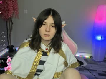 girl
        raiden_maid cam image #4985330
