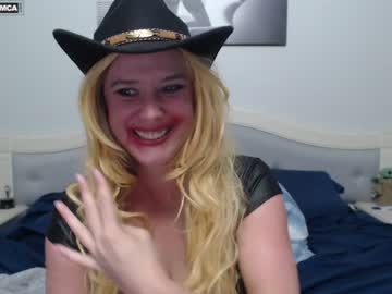 girl
        bluexstacey cam image #2745770