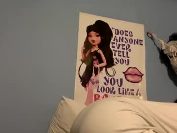 girl
        heavensbunny cam image #6292354