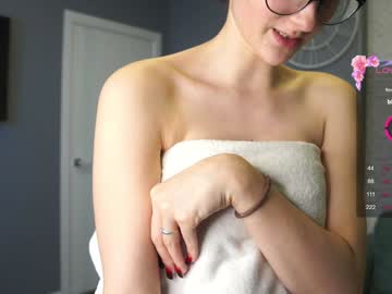 girl
        odettecovert cam image #6081936