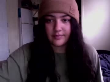 girl
        guccimycucci cam image #1112031