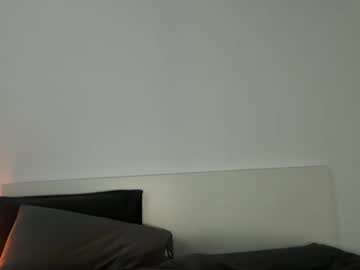 girl
        emillyyyx cam image #6463030