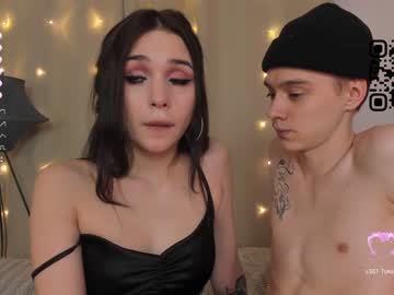 couple
        indulgencex cam image #3272659