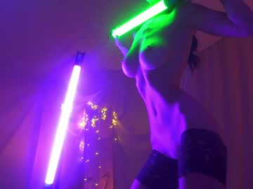 girl
        sunny_maria cam image #5954482