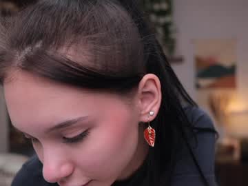 girl
        riskyproject cam image #5526142