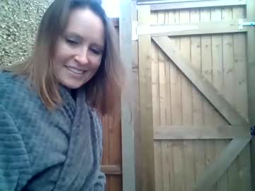 girl
        eatmypie69 cam image #2954647