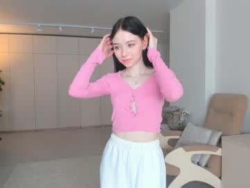 girl
        oki_dokie cam image #1602427