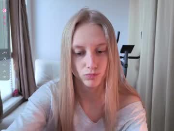 girl
        angeellina cam image #6732075
