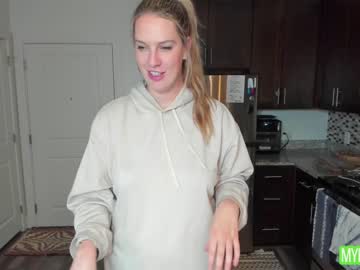 girl
        rach_thetall1 cam image #3348372