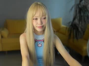 girl
        irene4yours cam image #4799634