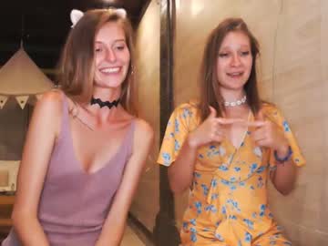 girl
        kali_the_goddess cam image #1453347