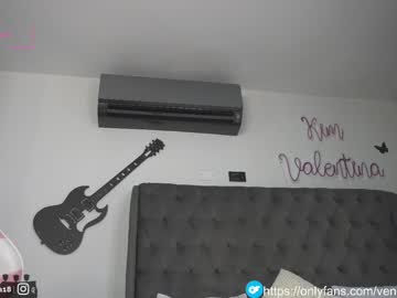 girl
        venezolanacute cam image #2325758