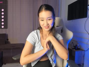 girl
        candy_ly cam image #2219580