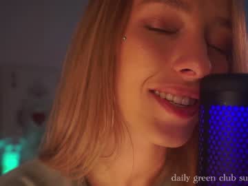 girl
        soultherapy cam image #1623013