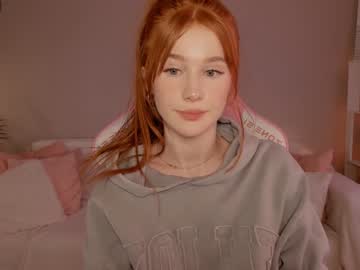girl
        leahsthetics cam image #3764617