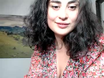 girl
        naturopathicrn cam image #4951458