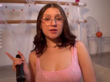 girl
        well_yess cam image #5314755