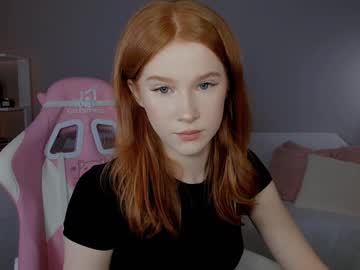 girl
        leahsthetics cam image #6398780