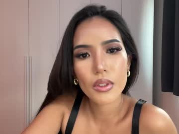 girl
        yourmaddy cam image #7020921