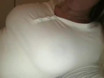 girl
        lauravonn cam image #6405686