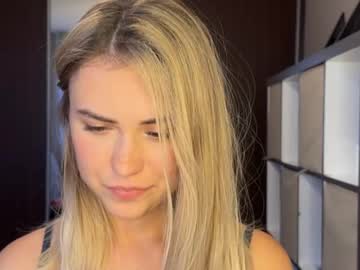 girl
        like_fm cam image #4698151