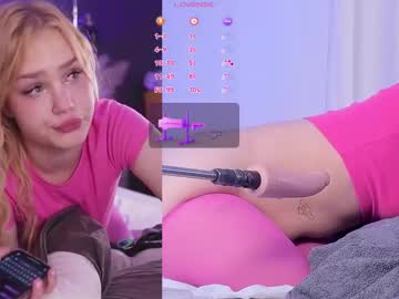 girl
        sexy_blonde_doll cam image #6727875