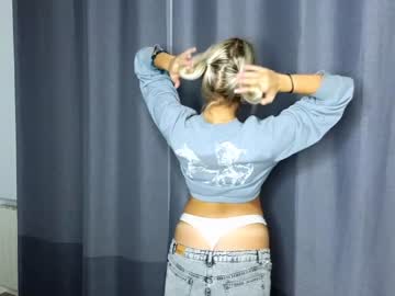 girl
        beverly_hillls cam image #3113769