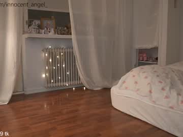 girl
        pureangeldolores cam image #564504