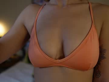 girl
        abbienextdoor cam image #6619982