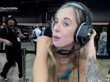 girl
        yourgirlmillie cam image #1369277