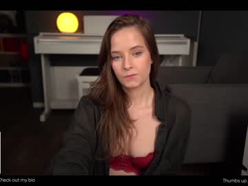 girl
        hermione_potter_couple cam image #3709464