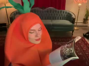 girl
        bigredcarrott cam image #1982497