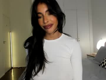 girl
        kaligray10 cam image #4785861
