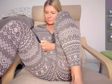 girl
        simply_sasha cam image #4775895