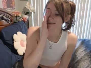 girl
        katynowhere cam image #4098747
